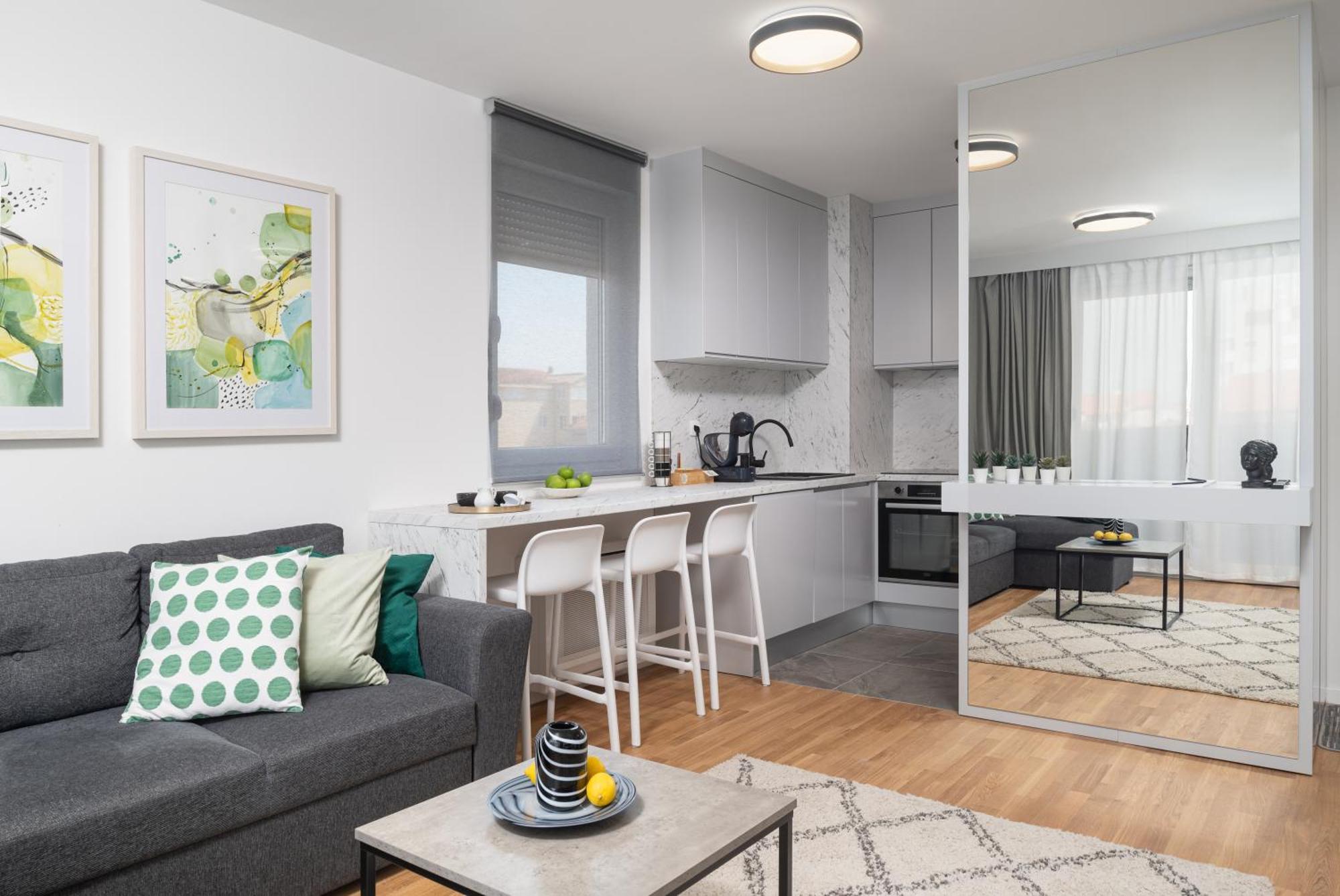 Appartement Anni - Modern & Cosy - With Garage & Balcony